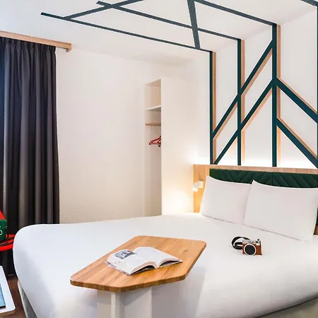 Hotel Ibis Styles Rouen Val De Reuil 3*