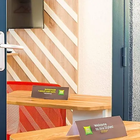 Ibis Styles Rouen Val De Reuil