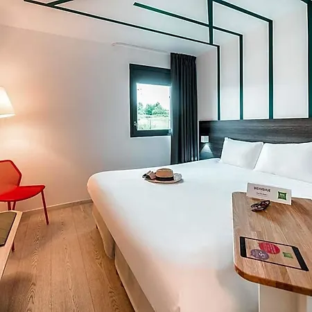 Ibis Styles Rouen Val De Reuil 3* Val-de-Reuil