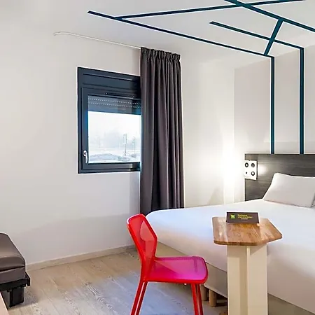 Hotel Ibis Styles Rouen Val De Reuil Val-de-Reuil