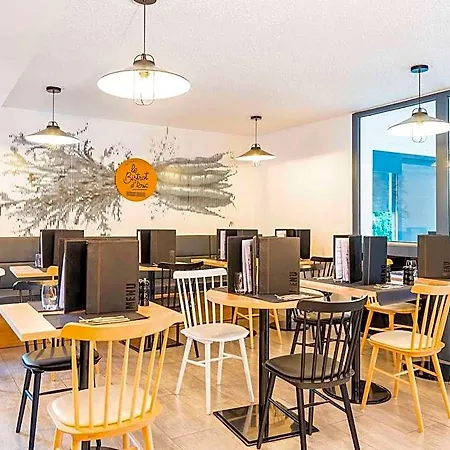 Ibis Styles Rouen Val De Reuil Hotel