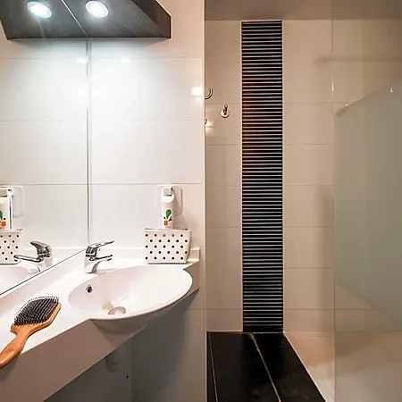 Hotel Ibis Styles Rouen Val De Reuil Val-de-Reuil