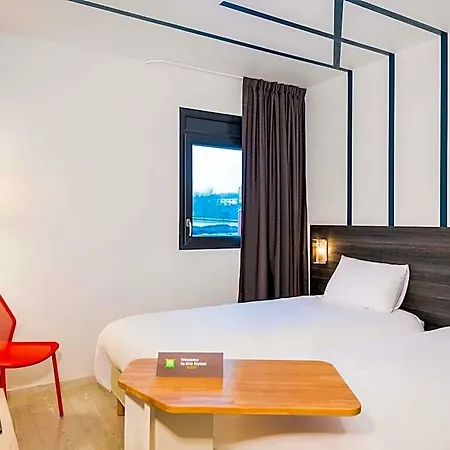 Ibis Styles Rouen Val De Reuil Hotel