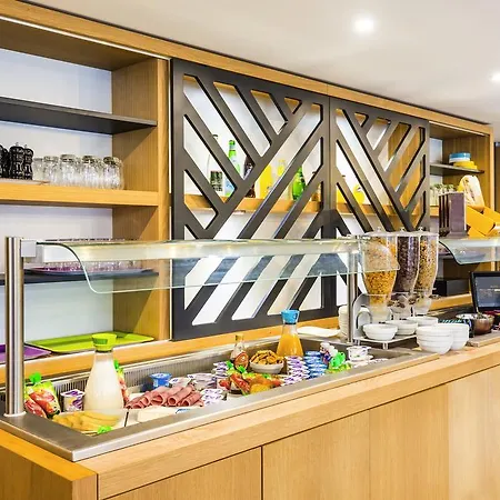 Ibis Styles Rouen Val De Reuil Val-de-Reuil