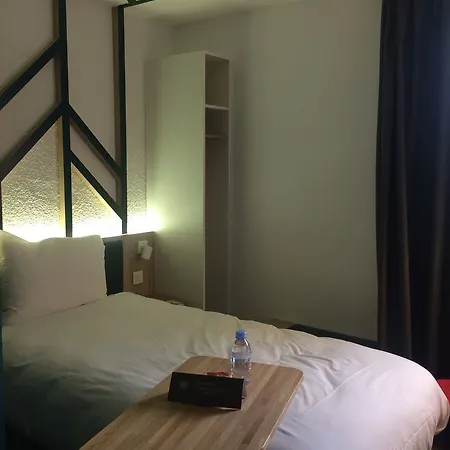 瓦勒德勒伊罗恩巴拉丁斯酒店